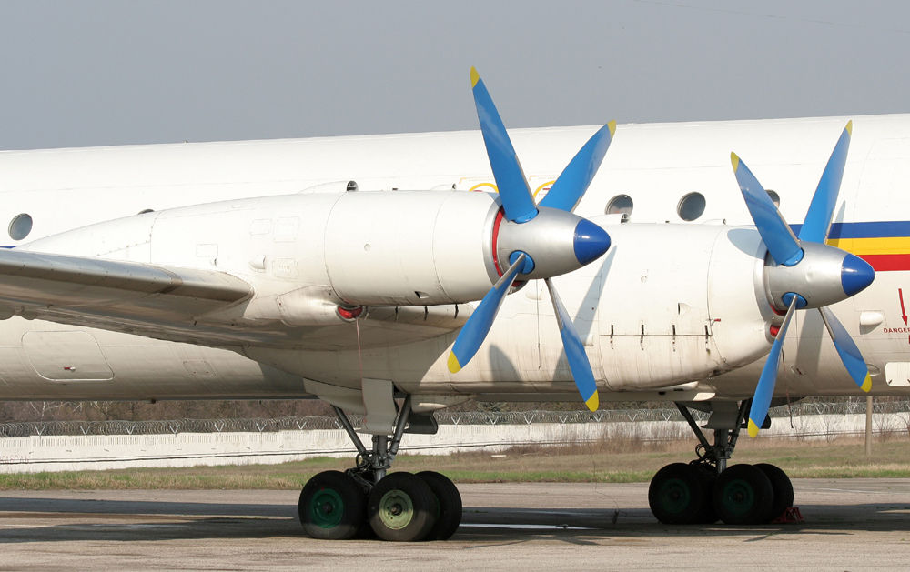 IL-18D Tandem Aero (Grixona) ER-ICS Bild KIV-1023